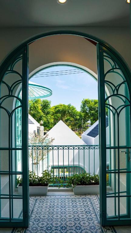 Pool Villa 4BR Near Han River in Da Nang — photo 4