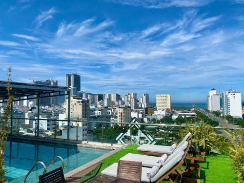 ダナンのMiAn Hotel Danang - Infinity Pool — 写真4