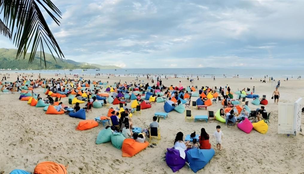 Deluxe Sea view flat fully equipped for family in Da Nang