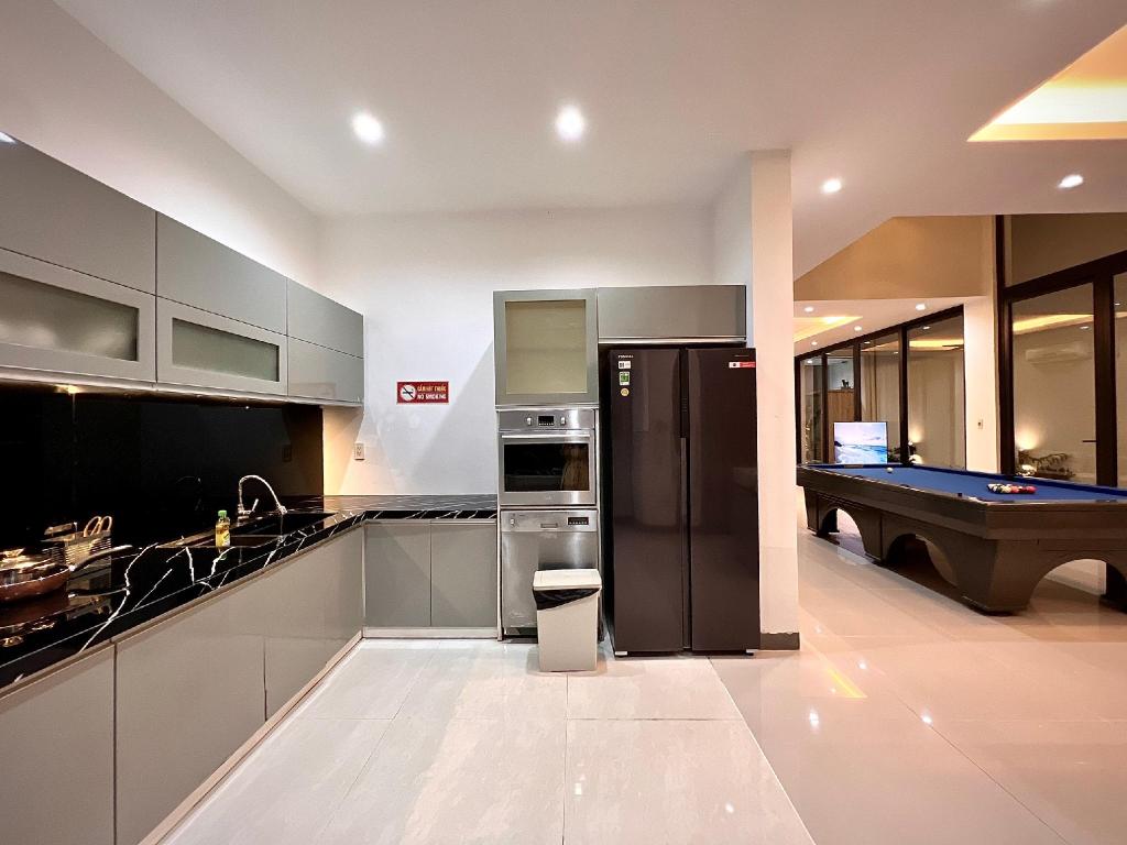 ダナンのML8 Pool Villa 6 bedrooms near beach — 写真6