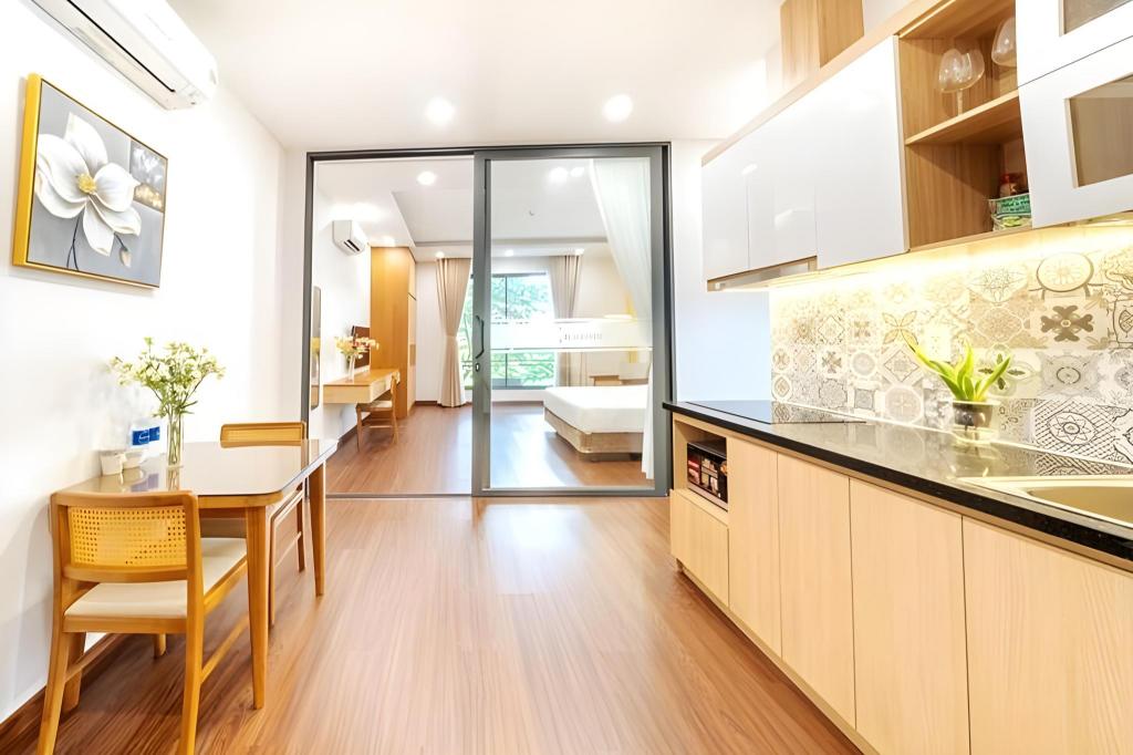 MayHome Deluxe 45m2 Balcony/ 5 min to My Khe Beach in Da Nang