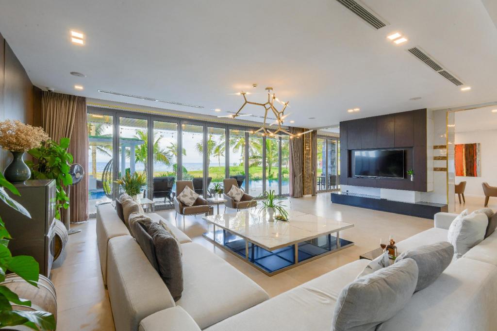 ダナンのLuxe 6BR Beachfront Villa: Group Getaway Haven — 写真6