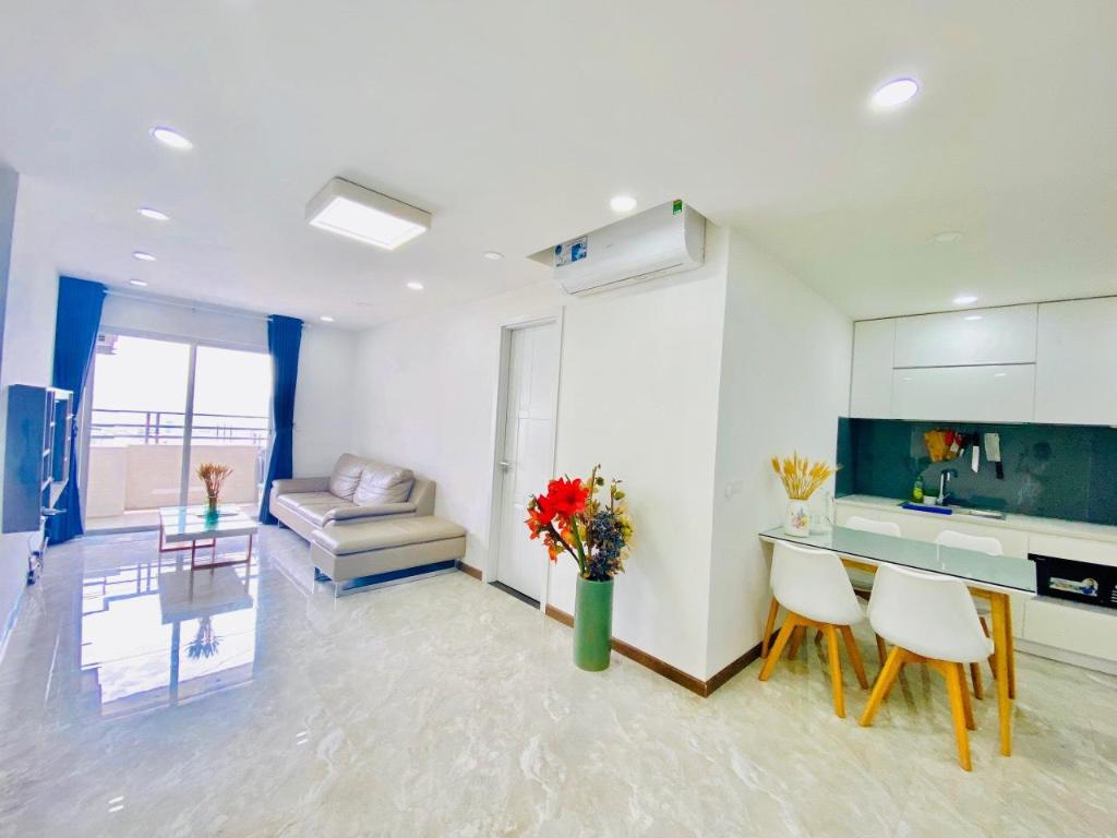 3 bedroom apartment My Khe beach in Da Nang — photo 2
