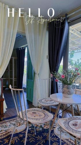ダナンのCozy 2BR Retreat with Outdoor Living & Garden — 写真3