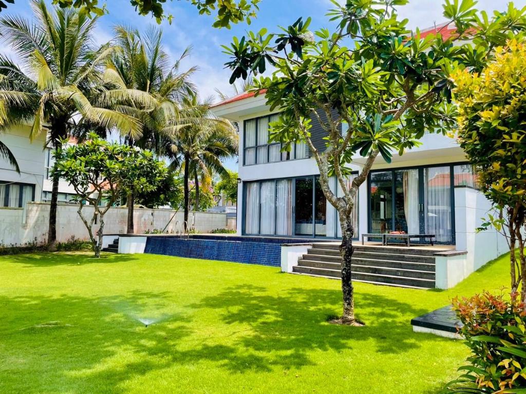 Beach Villa 5 Bedrooms ※ Ocean Danang in Da Nang