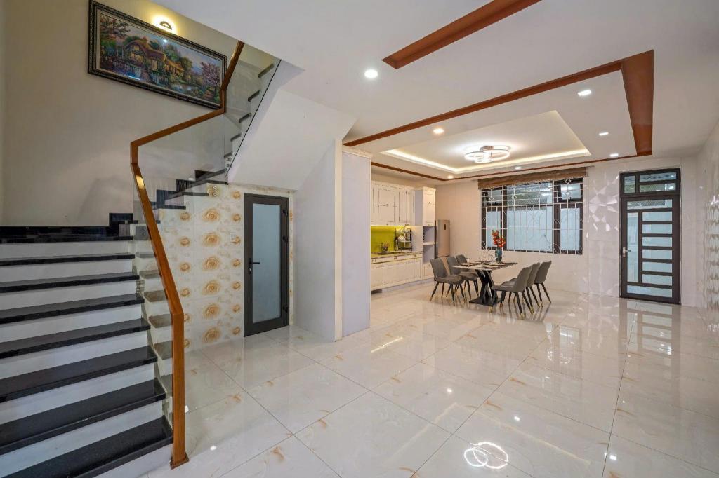 ダナンのPHÚC VILLA ( 5 bedrooms) — 写真6
