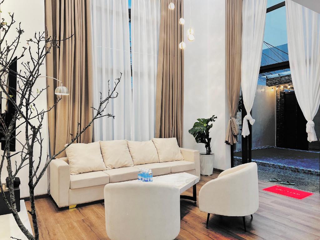 ダナンのPool Villa 6Beds Near My Khe — 写真3
