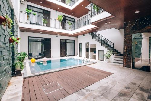 ダナンのLUXURY VILLA RETREAT IN DANANG 9 BEDROOMs — 写真6