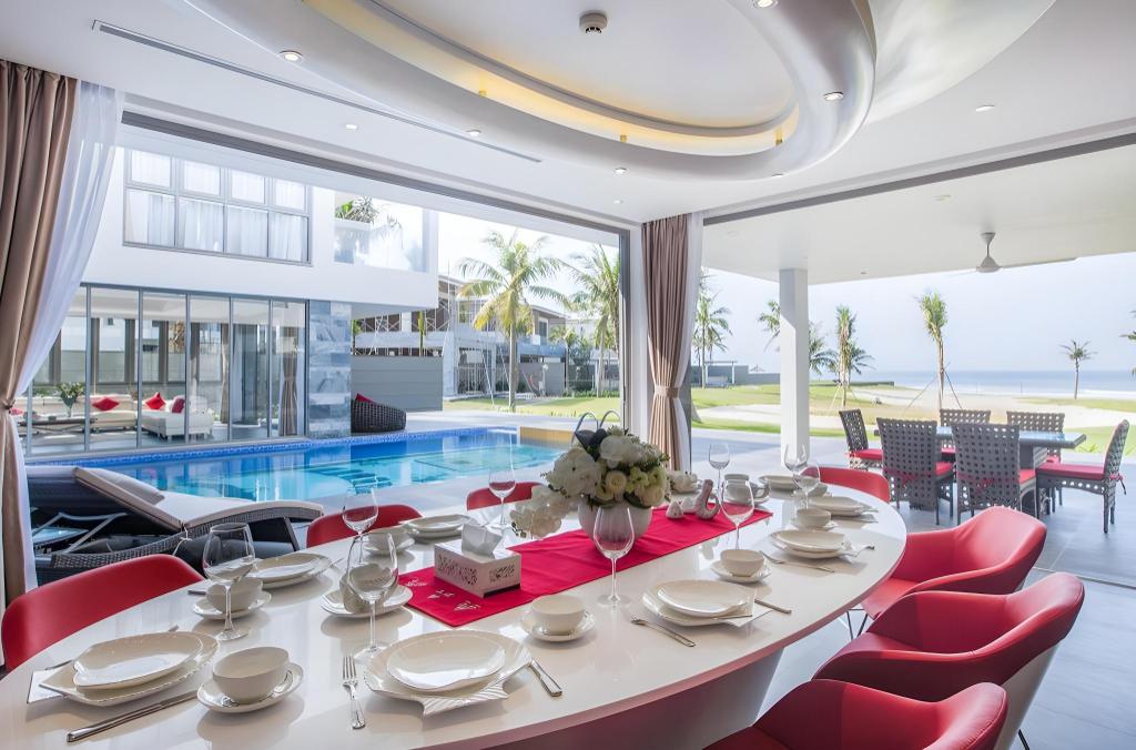 ダナンのFive Stars Villa - 4BED VIP Beachfront With Pickup — 写真3