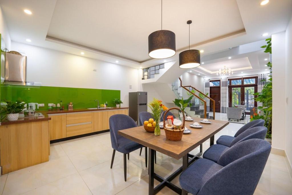 ダナンのSky House/Villa 4BR-MyKhe Beach/AnThuongWalkStreet — 写真4
