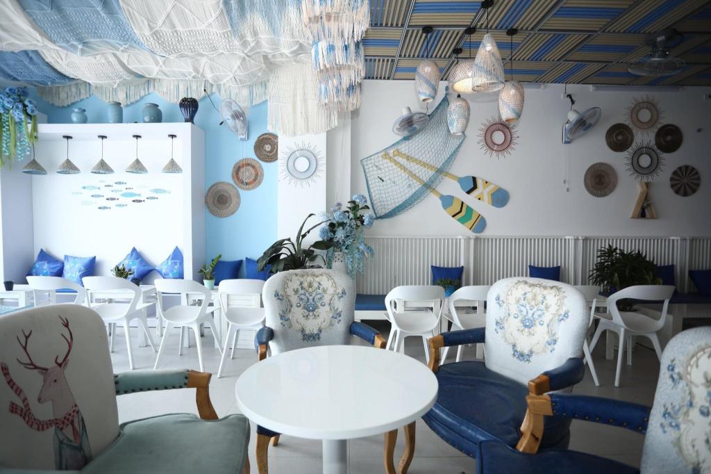 Coffee shop