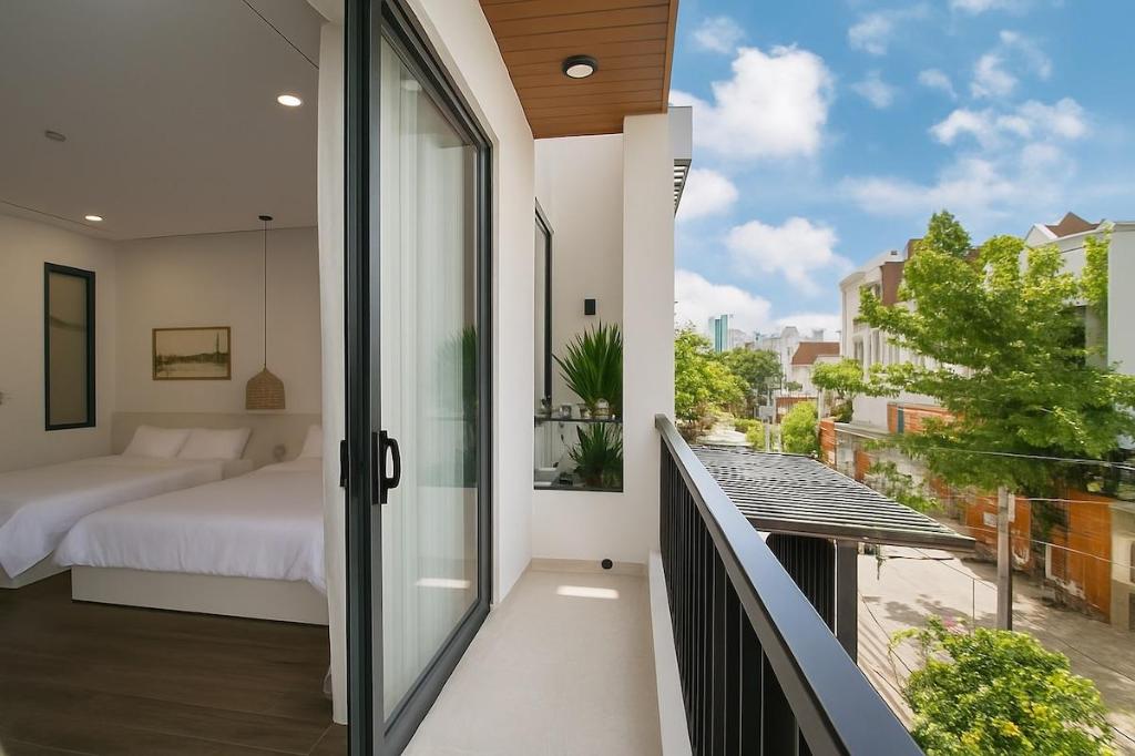 ダナンのPoolVilla-5BRs Walk to MyKhe Beach-Full AC — 写真3