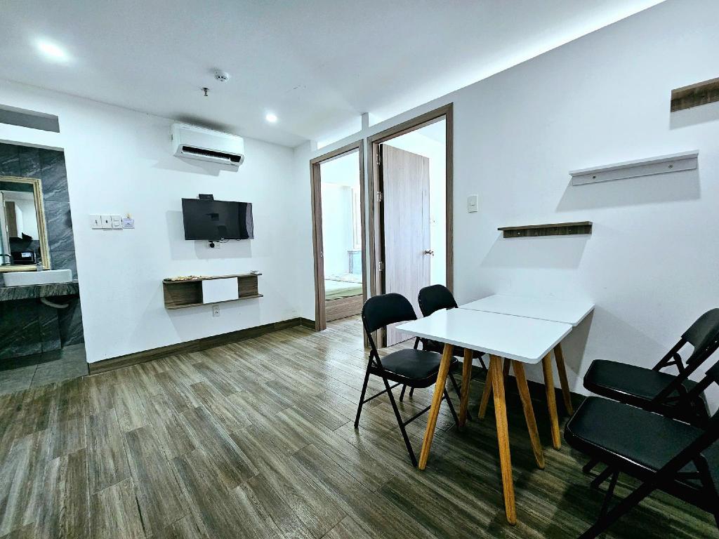 2BR Royal Apartment in Da Nang — photo 3