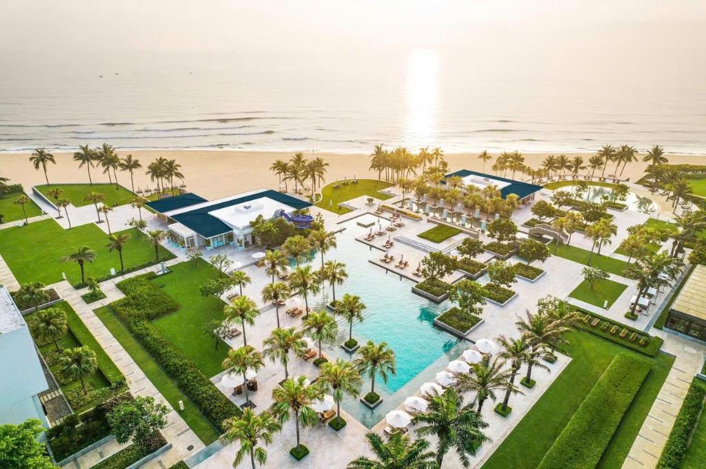 ダナンのThe Ocean Villa Da Nang with golf course view — 写真4