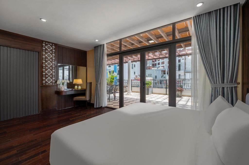 ダナンのPalazzo Luxury Hotel & Bistro - Central My Khe Beach Walking Street — 写真2