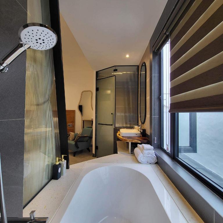 ダナンのBRAND NEW - Private indoor Pool-Close to the Beach — 写真4