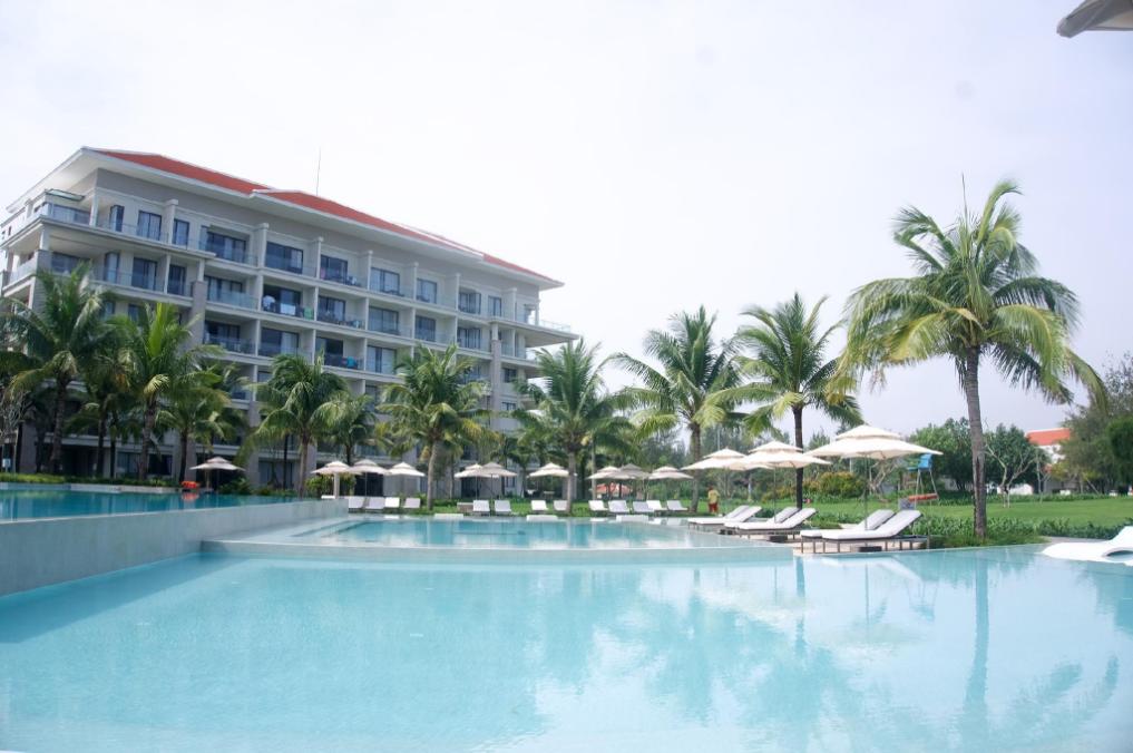 Ocean Suites 5*Resort-Studio Apt for 4 Guests III in Da Nang