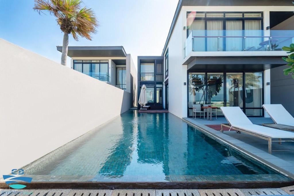 ダナンの3 bedroom Beach Front Villa By EB — 写真4