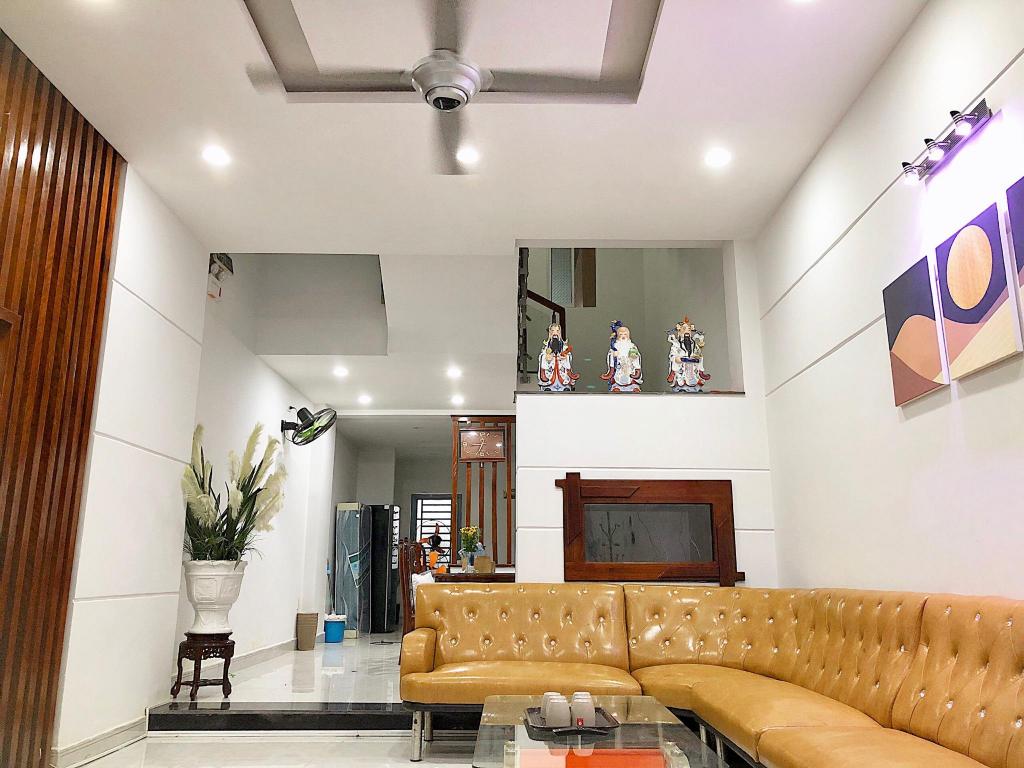 Homestay 4BR Near My Khe Beach in Da Nang