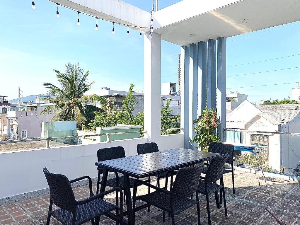 Four Bedroom House Near My Khe Beach in Da Nang — photo 5