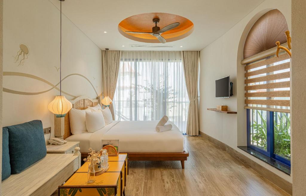 Deluxe Room with Balcony - Room plan