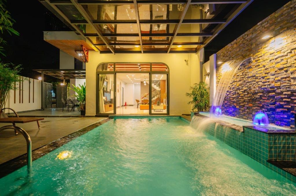 ダナンのVilla sang trọng 4 phòng ngủ trung tâm, Golf. — 写真3