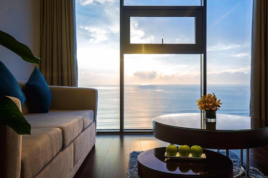 ダナンのMaximilan Danang Beach Hotel — 写真2