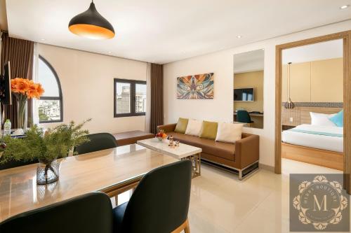ダナンのBella Merry Hotel - 100m To The Beach — 写真2