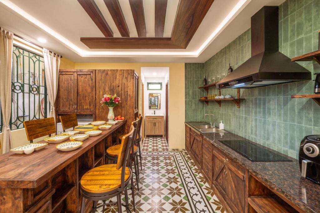 ダナンの4BR 5BTH sauna & jacuzzi, billiard 5' My Khe beach — 写真3