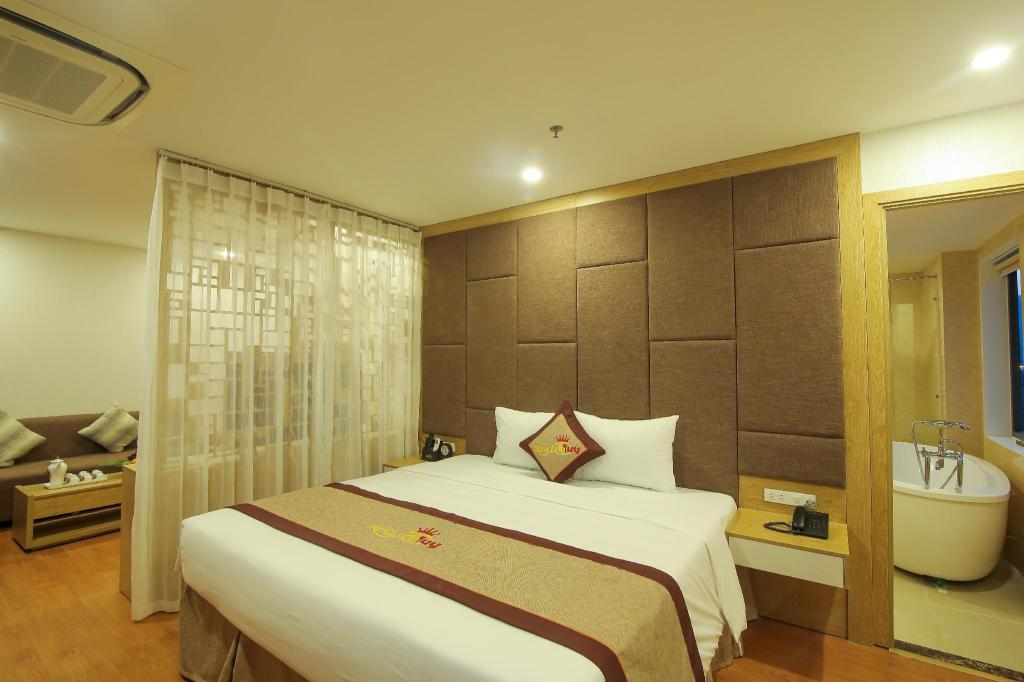 Royal Huy Hotel Danang in Da Nang
