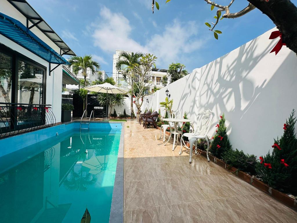 POOL VIDANANGVILLAS 3 BEDROOMS in Da Nang — photo 3