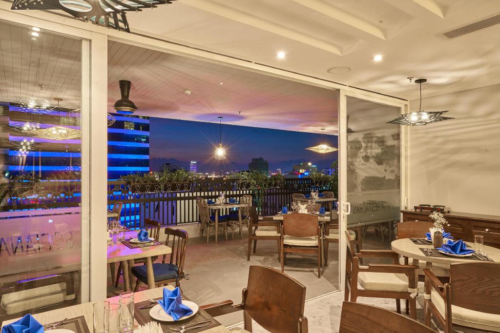 ダナンのSofiana My Khe Hotel & Spa - Rooftop Pool Bar - Free 01 Draught Beer and 20-minute Spa per Room — 写真4