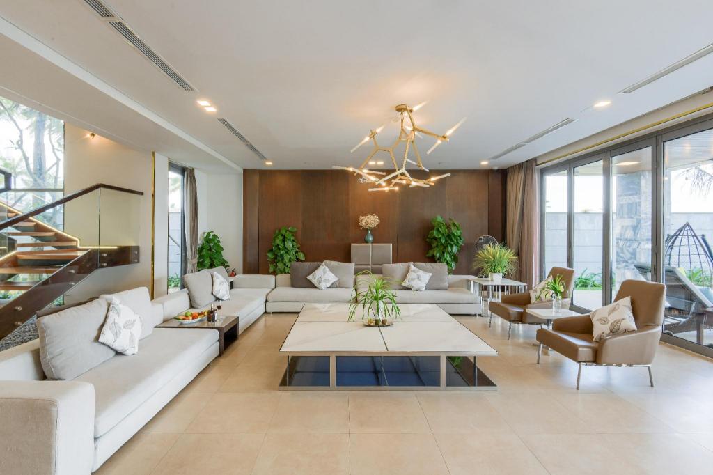 ダナンのLuxe 6BR Beachfront Villa: Group Getaway Haven — 写真3