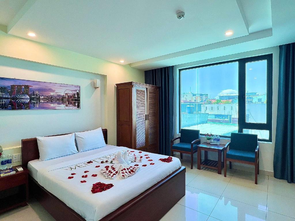 Deluxe Double or Twin - Bedroom