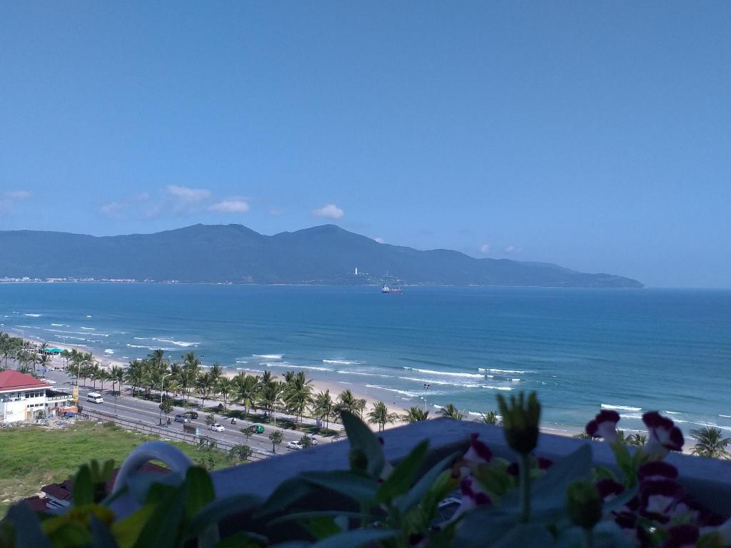 Seaview apartment  MT Da Nang in Da Nang