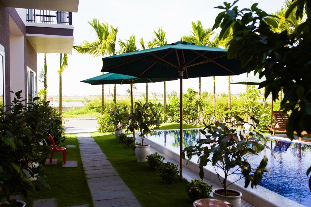 ダナンのBeautiful Riverside Villa w/ Pool and Free Pickup — 写真6