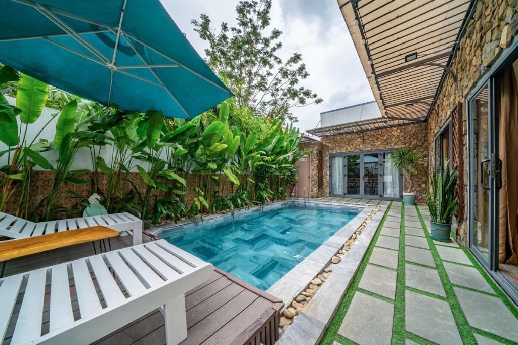 Jade Lotus Peninsula Private Villa in Da Nang