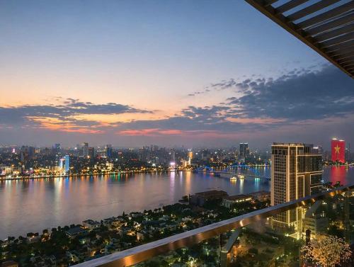 ダナンのDanang 2BR/80m2 Monarchy Apartment Han River view — 写真5