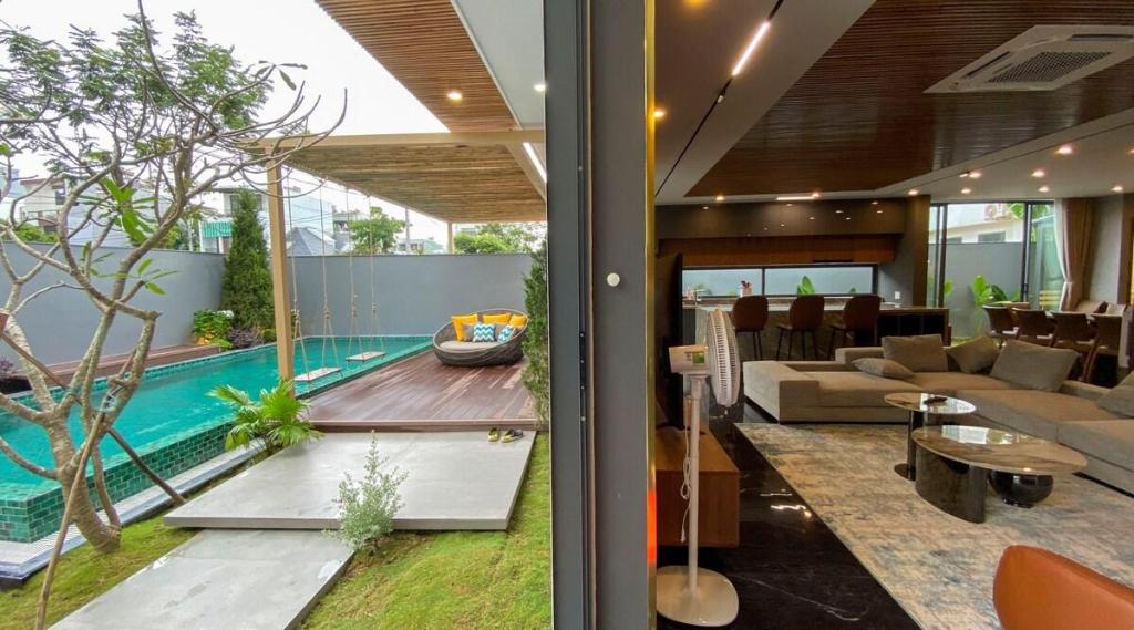 SC Luxury 4Bedrooms Pool Villa in Da Nang