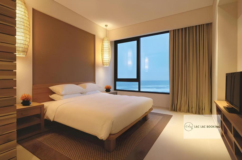 Lac Lac Booking| 3BRs Ocean View in Beach Resort in Da Nang