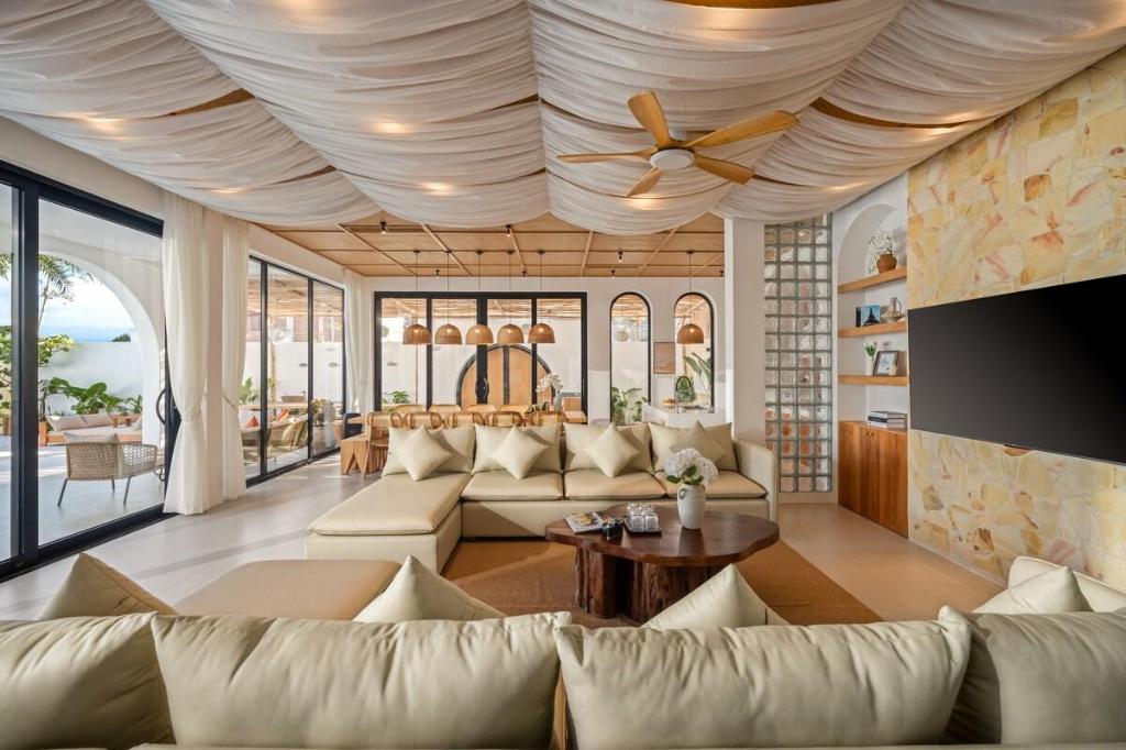Amenity (Guest room)