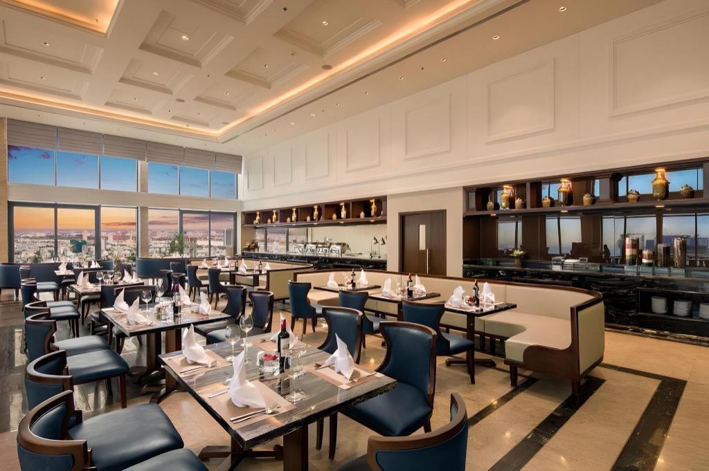 ダナンのOcean View 100m2 King Bed 20th Floor In Sheraton — 写真5