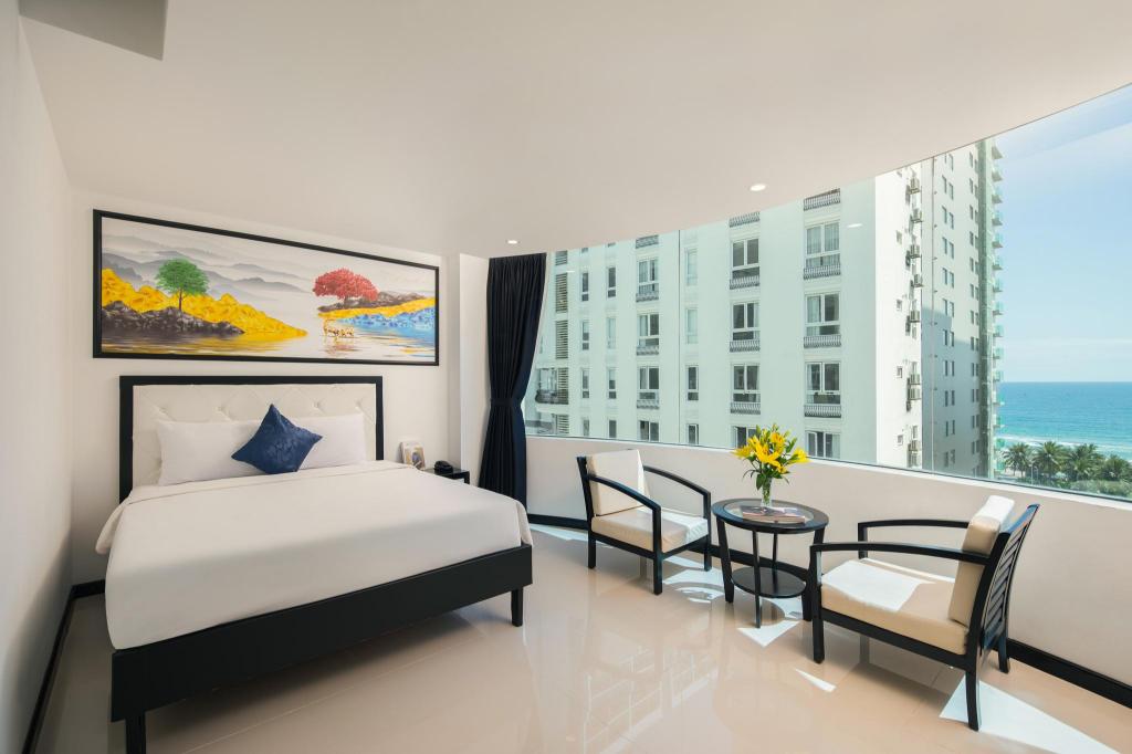 Deluxe King Sea View - Room plan