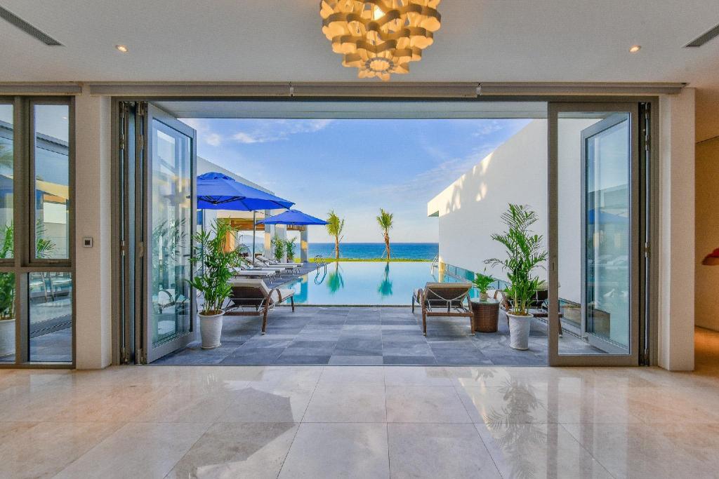ダナンのAmazing Beachfront 6 Bedrooms Villa — 写真3