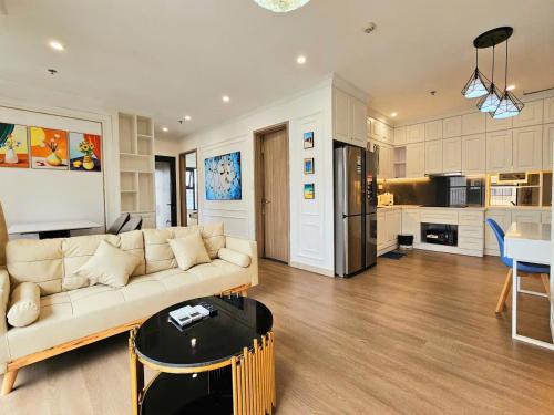 Junly Apartment Suite Ocean View in Da Nang