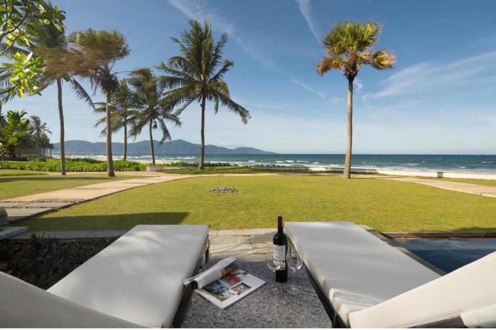 ダナンのAn villa at resort, beach front, private pool. — 写真6