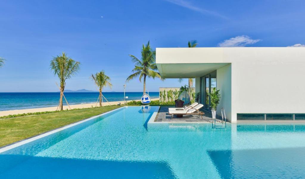 Ocean Beach Villas Danang in Da Nang