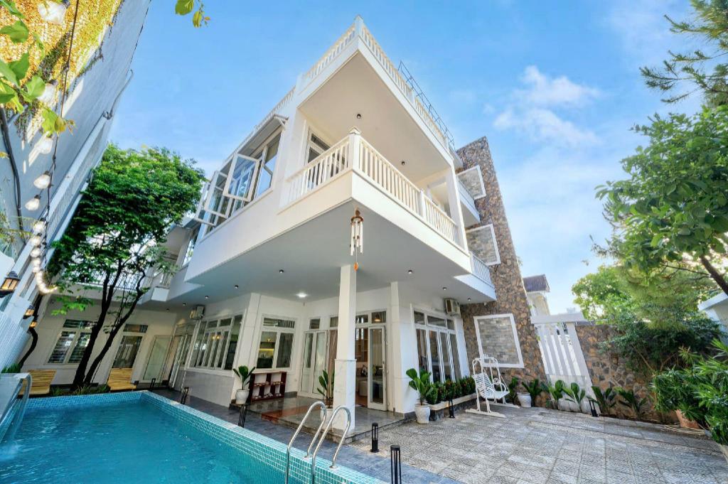 ダナンのMalem Villa near My Khe Beach — 写真6