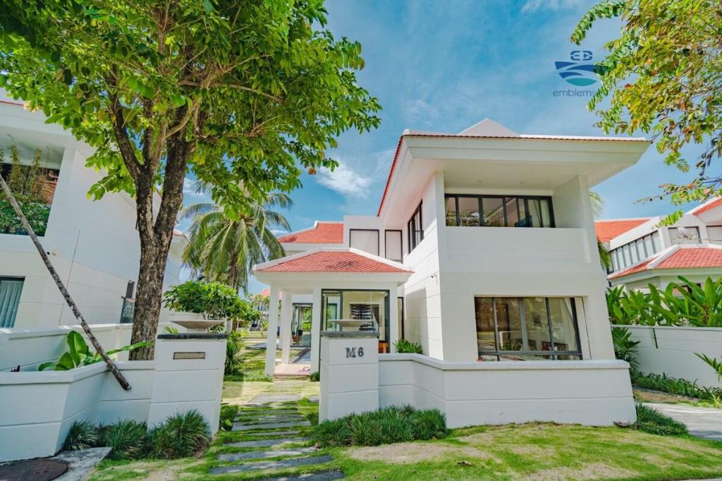 private 4 bedroom pool villa in Danang in Da Nang