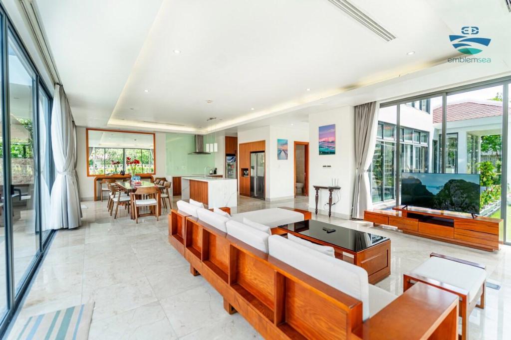 Separate living room
